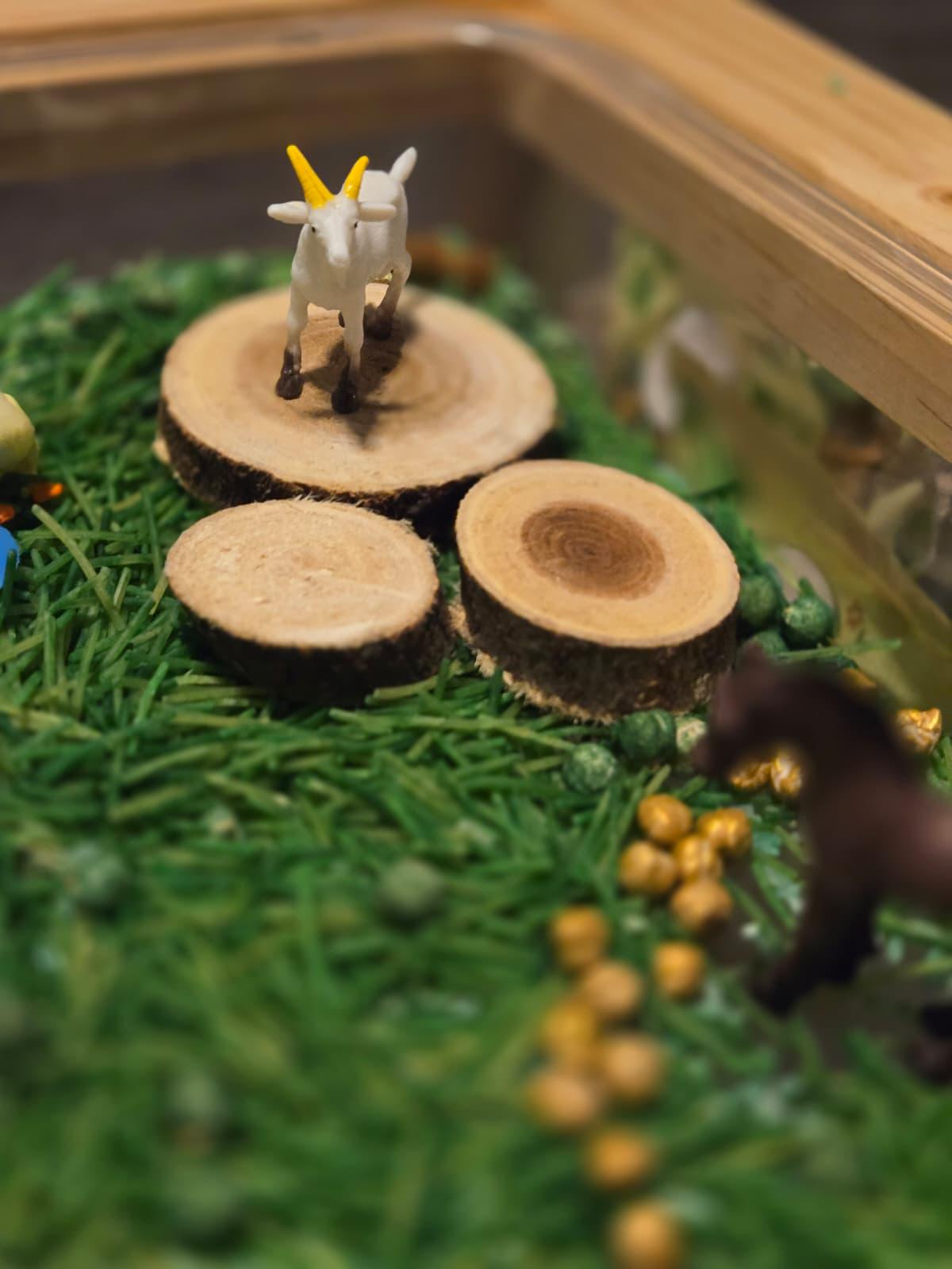 Farm Play Sensory Kit –  Inspired Nature & Imaginative Play